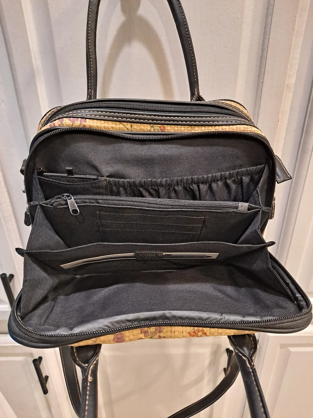 Stone Mountain Vintage Y2k Handpainted Floral Woven Straw Dome Satchel